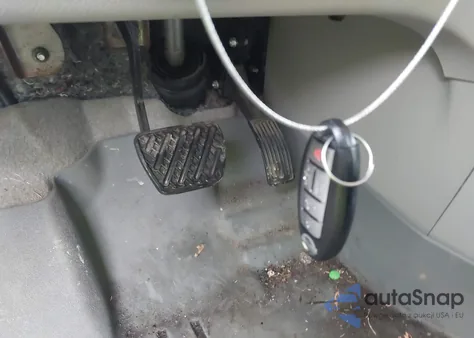 2013 Nissan Quest Sv z USA, uszkodzony, nr VIN JN8AE2KP5D9070921